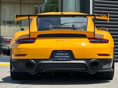 Certified 2018 Porsche 911 GT2 RS RWD image 7