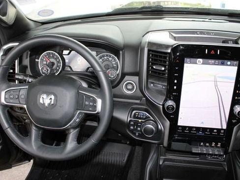 Used 2024 RAM 1500 Big Horn AWD/4WD image 22
