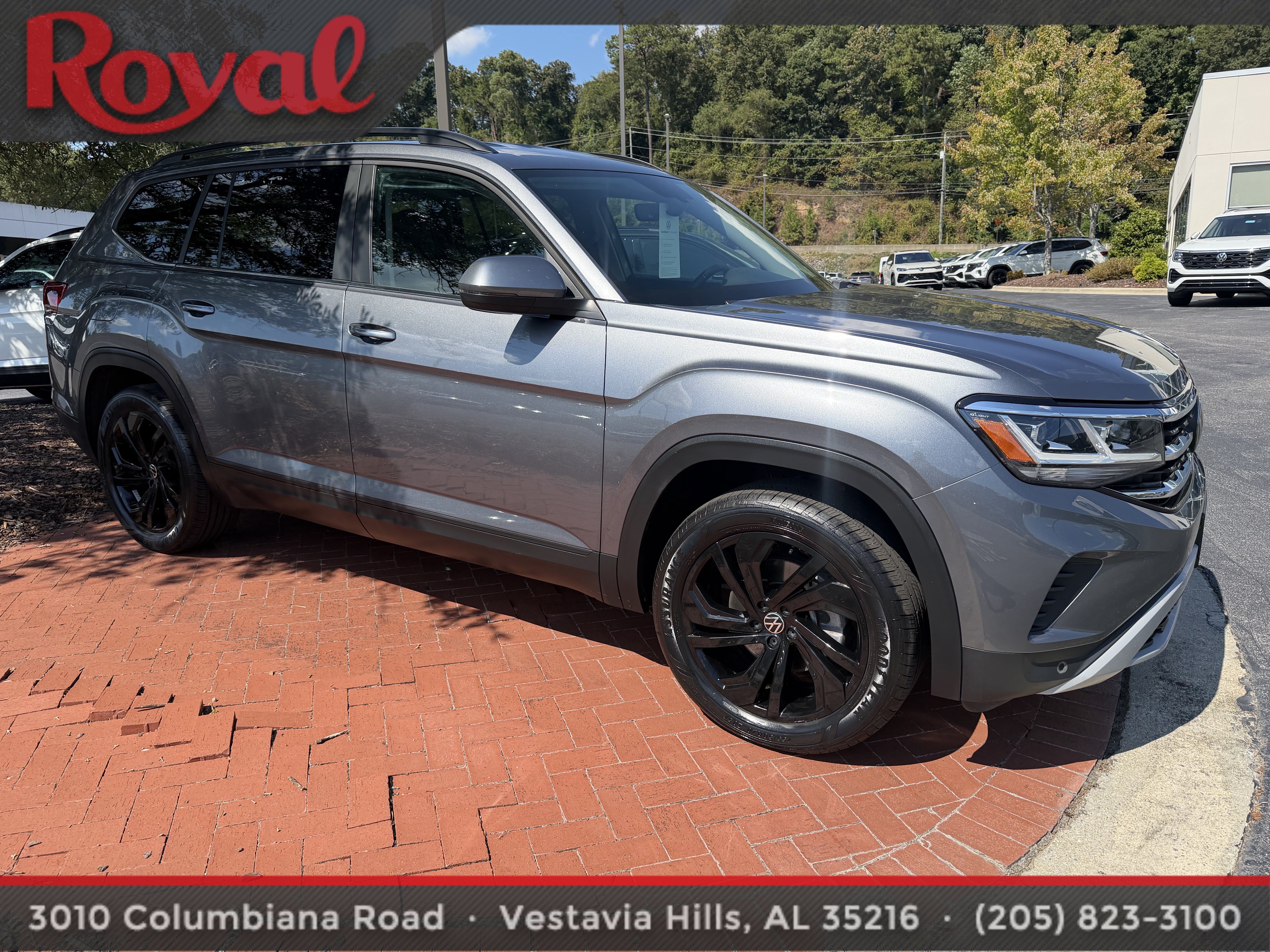 Certified 2023 Volkswagen Atlas SE w/ Black Wheel Package AWD/4WD image 5