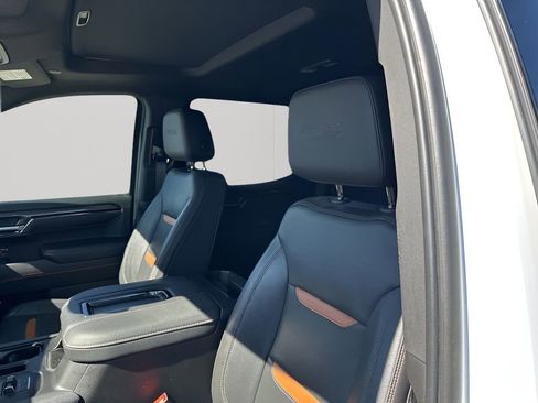 Used 2022 GMC Sierra 1500 AT4 w/ AT4 Premium Package image 27