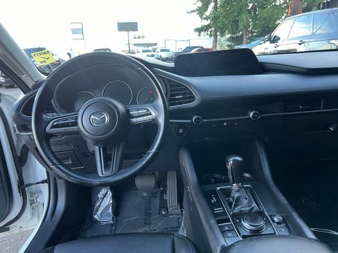 Used 2021 MAZDA MAZDA3 s image 20