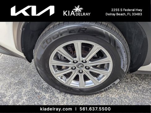 Used 2018 Lexus NX 300 FWD image 17