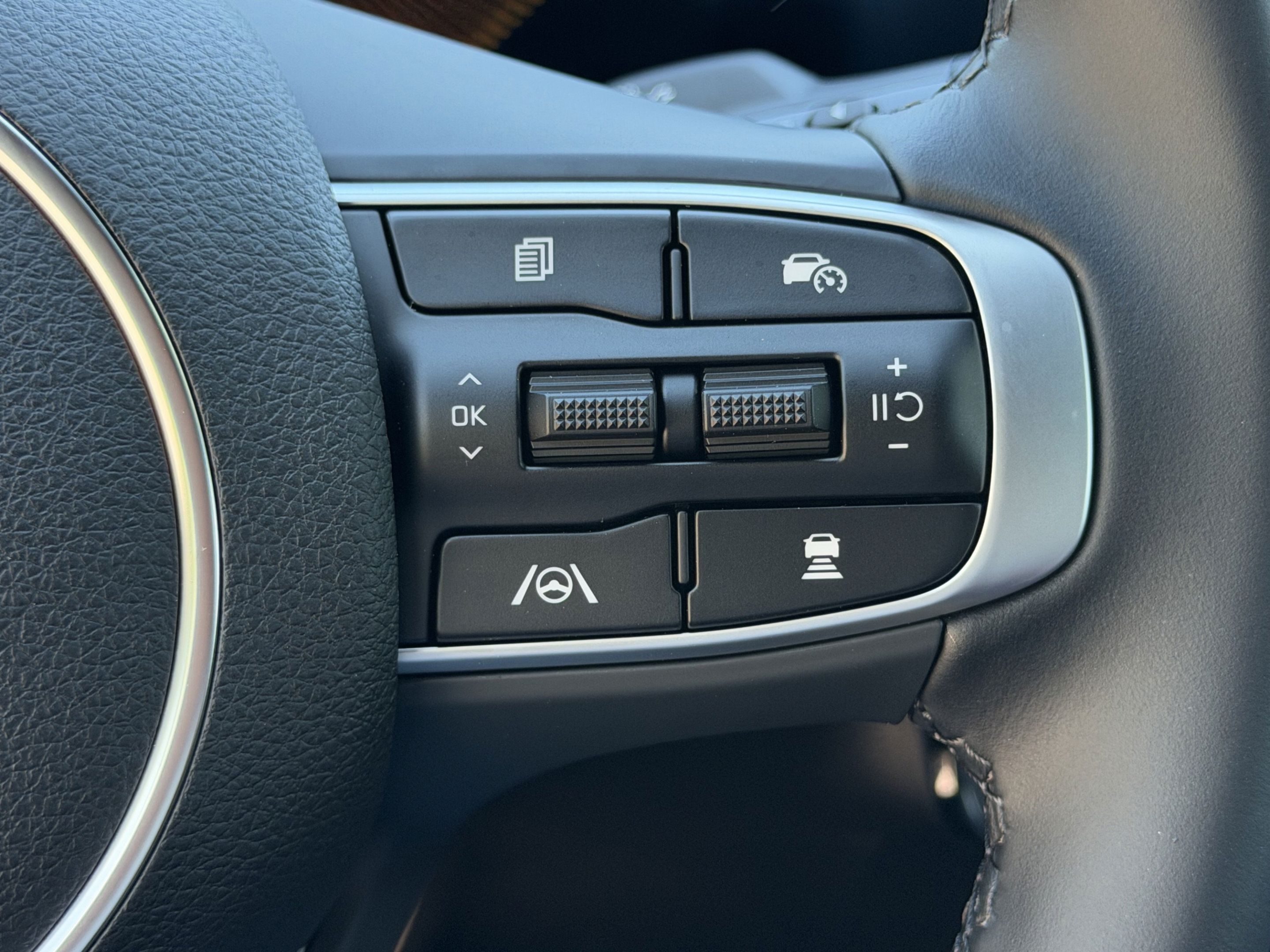 New 2026 Kia K5 GT-Line w/ GT-Line Premium Package FWD image 14