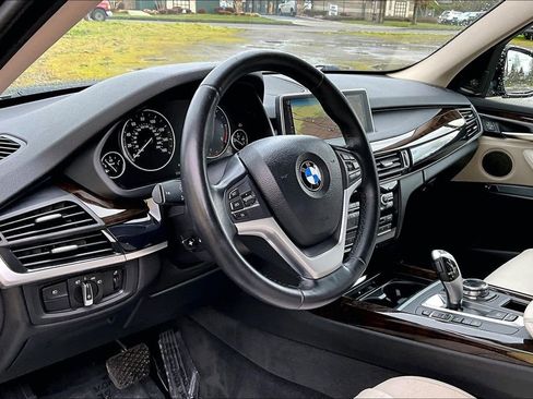 Used 2014 BMW X5 xDrive35d image 19