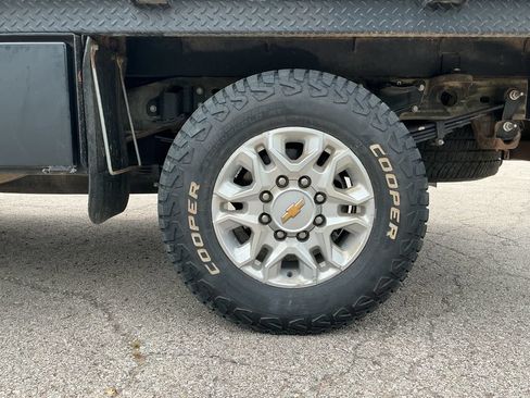 Used 2022 Chevrolet Silverado 3500 W/T w/ Gooseneck/5TH Wheel Package AWD/4WD image 10