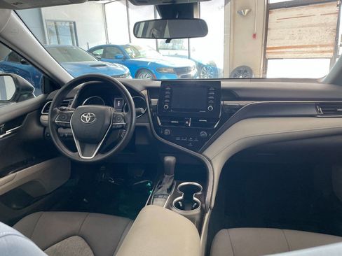 Used 2022 Toyota Camry LE image 24