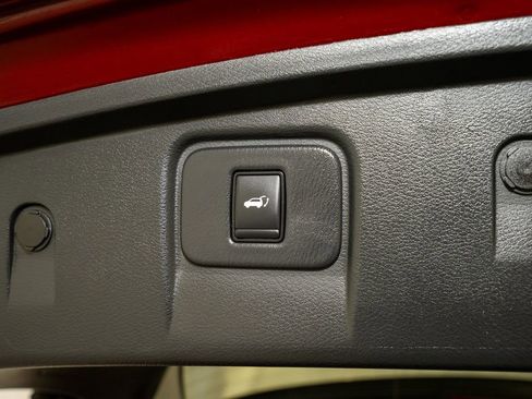 Certified 2024 Nissan Murano Platinum w/ Cargo Package image 7