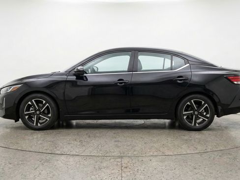Used 2025 Nissan Sentra SV FWD image 5