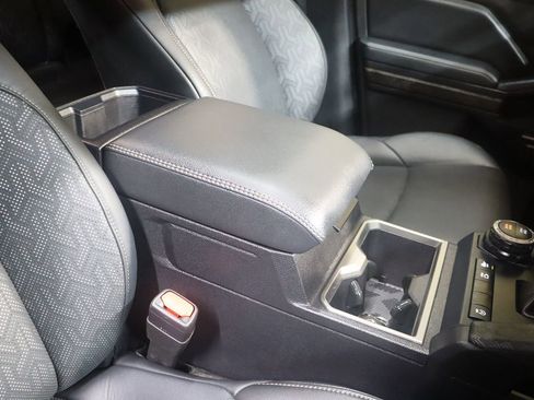 Used 2024 Toyota Tacoma Limited w/ Limited Package (LT) image 65