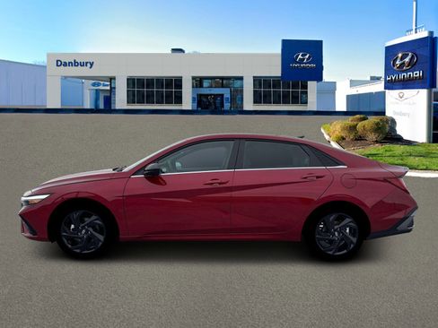 New 2026 Hyundai Elantra SEL Sport Premium FWD image 3