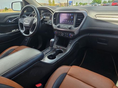 Used 2017 GMC Acadia SLT AWD/4WD image 27