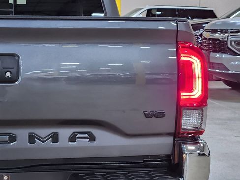 Used 2022 Toyota Tacoma SR5 image 20
