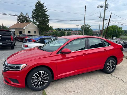 Used 2021 Volkswagen Jetta S w/ Driver Assistance Package FWD image 9