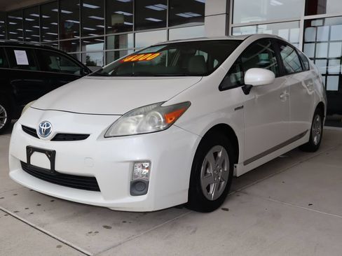 Used 2011 Toyota Prius Two FWD image 3