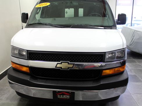 Used 2018 Chevrolet Express 2500 w/ Driver Convenience Package image 2