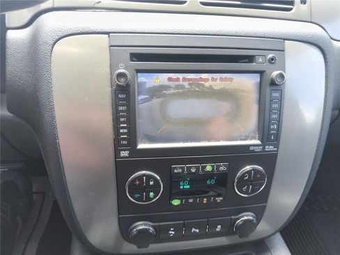 Used 2013 Chevrolet Silverado 1500 LTZ w/ LTZ White Diamond Edition RWD image 33