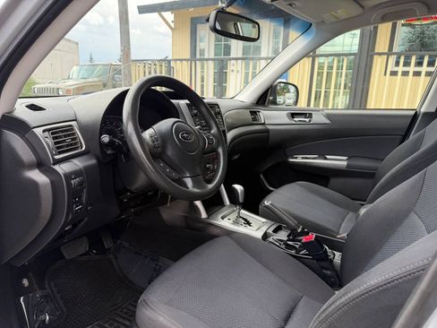 Used 2012 Subaru Forester 2.5X Premium AWD/4WD image 10