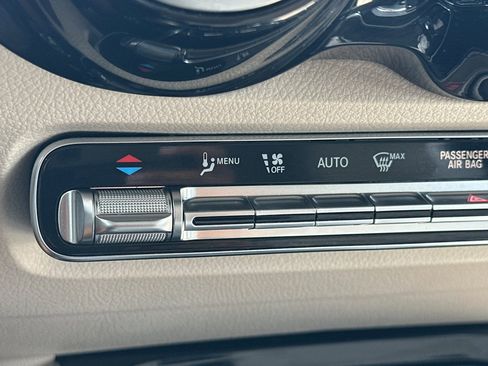 Used 2020 Mercedes-Benz GLB 250 image 29