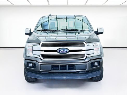 Used 2019 Ford F150 Platinum image 2