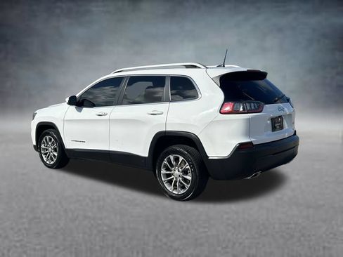 Used 2021 Jeep Cherokee Latitude Lux w/ Comfort/Convenience Group FWD image 3
