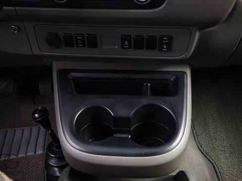 Used 2020 Nissan NV 3500 SV RWD image 32