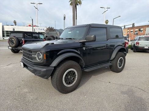 Used 2023 Ford Bronco 2-Door w/ Sasquatch Package image 3