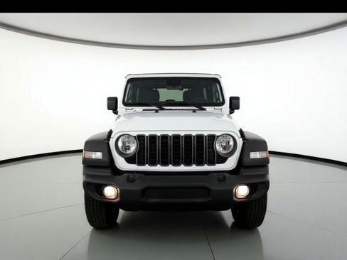 Used 2025 Jeep Wrangler Sport S image 2