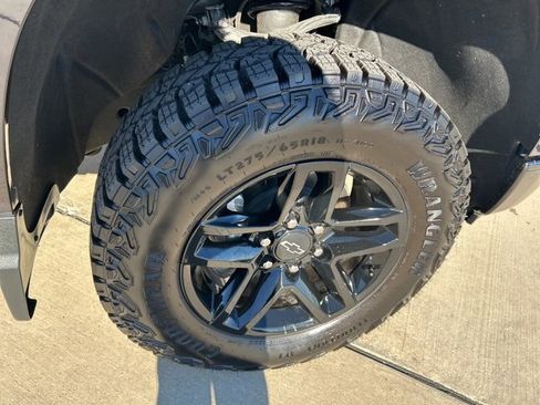 Used 2023 Chevrolet Silverado 1500 Custom Trail Boss image 14