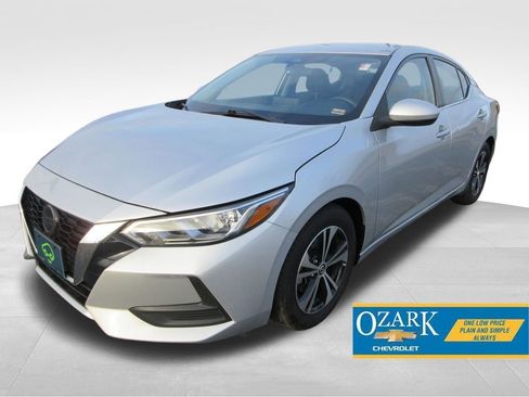 Used 2023 Nissan Sentra SV image 1