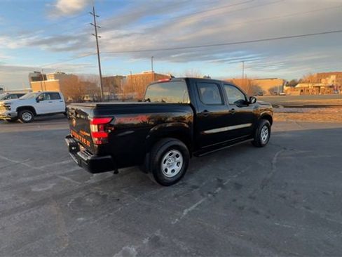 Used 2022 Nissan Frontier S w/ Technology Package image 8