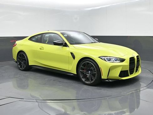 Used 2021 BMW M4 Competition w/ Executive Package RWD image 2