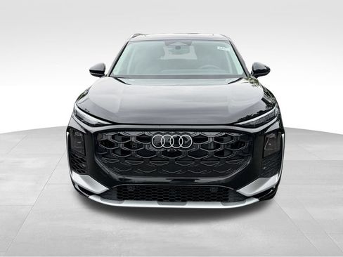 New 2026 Audi Q3 quattro 2.0T AWD/4WD image 2