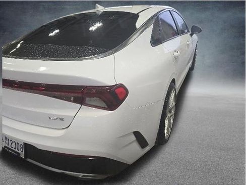 Used 2021 Kia K5 LXS FWD image 9