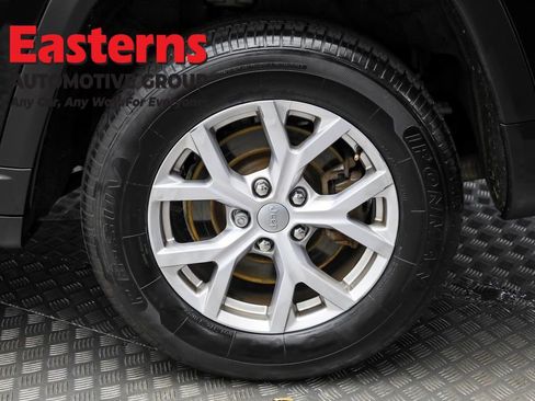 Used 2021 Jeep Grand Cherokee L Limited image 8