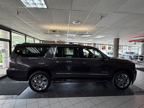 Used 2016 GMC Yukon XL Denali w/ Open Road Package AWD/4WD image 5