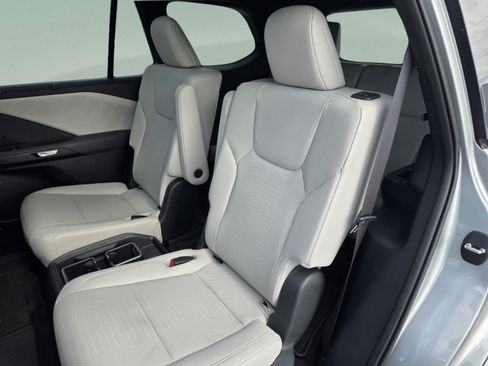 Certified 2024 Lexus TX 350 AWD w/ Captains Chair Package image 20