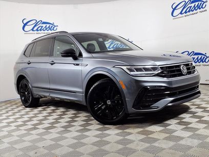 Used 2022 Volkswagen Tiguan SE R-Line