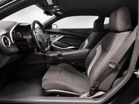 Used 2020 Chevrolet Camaro SS RWD image 14