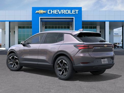 New 2026 Chevrolet Equinox EV LT image 3