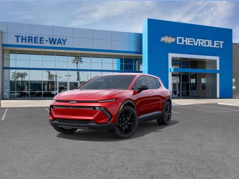 New 2026 Chevrolet Equinox EV LT image 8