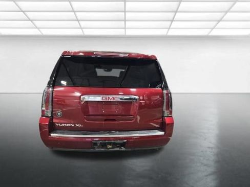 Used 2016 GMC Yukon XL Denali w/ Open Road Package AWD/4WD image 6