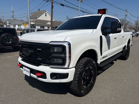 Used 2026 Ford F350 Lariat w/ Tremor Off-Road Package AWD/4WD image 2