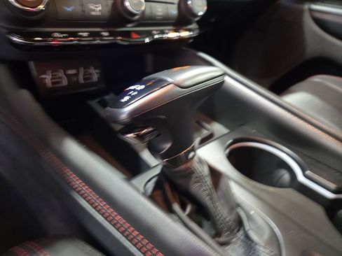 Used 2025 Dodge Durango GT AWD/4WD image 19