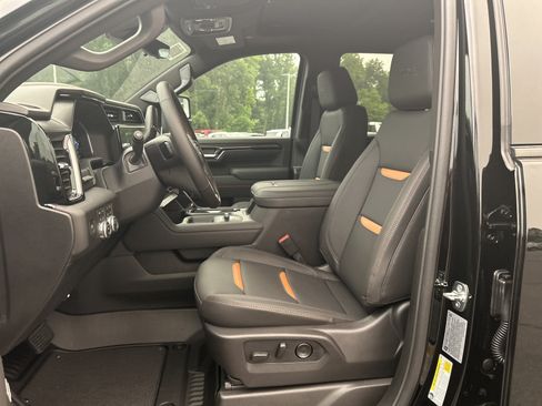 New 2026 GMC Sierra 3500 AT4 w/ AT4 Premium Plus Package AWD/4WD image 23