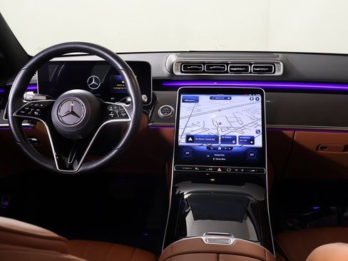 Used 2023 Mercedes-Benz S 500 S 500 image 36