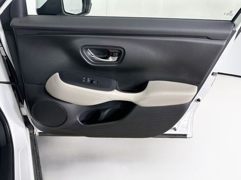 Used 2024 Honda HR-V LX image 30