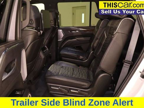 Used 2023 Cadillac Escalade Premium Luxury Platinum AWD/4WD image 36