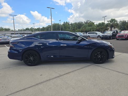 Used 2020 Nissan Maxima 3.5 SV w/ Floor Mat Group FWD image 9