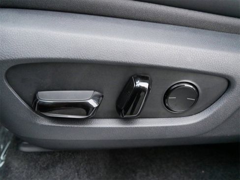 New 2026 Lexus TX 500h AWD image 15