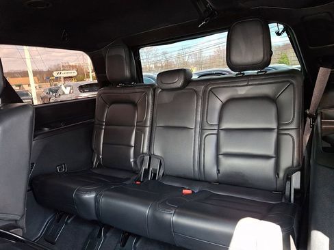 Used 2020 Lincoln Navigator Reserve w/ Equipment Group 208A Reserve image 11